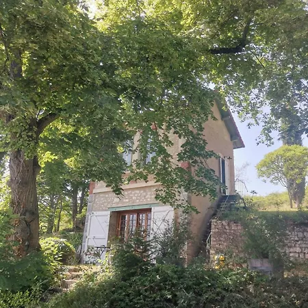 Tatil Evi Le Nid Des Coteaux Petite Maison Atypique Ebreuil