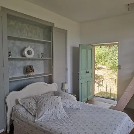 Le Nid Des Coteaux Petite Maison Atypique